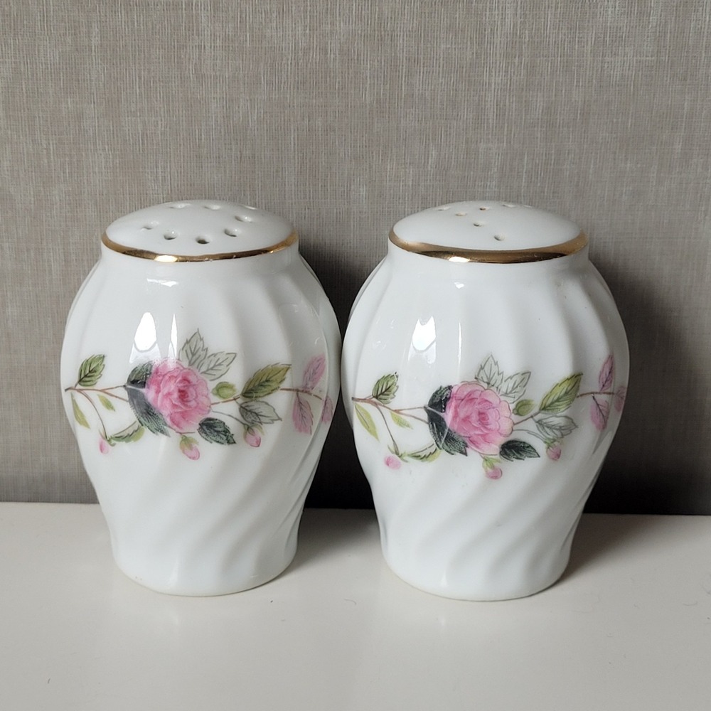 Creative Regency Rose Salt & Pepper Shakers - Fine China Gold Trim - Japan‎